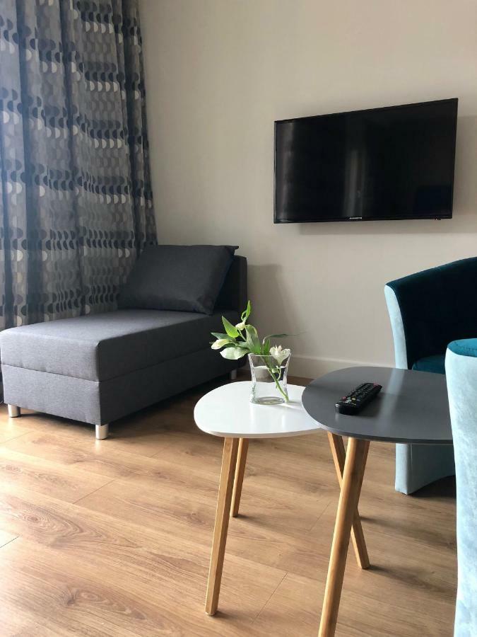 Apartamento Targi Z Garazem I Silownia *