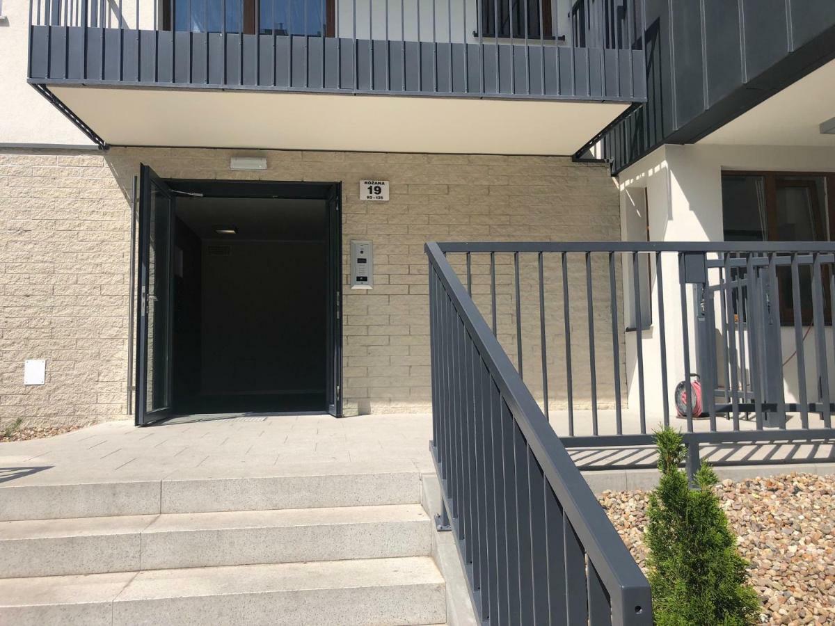 Apartment Targi Z Garazem I Silownia *